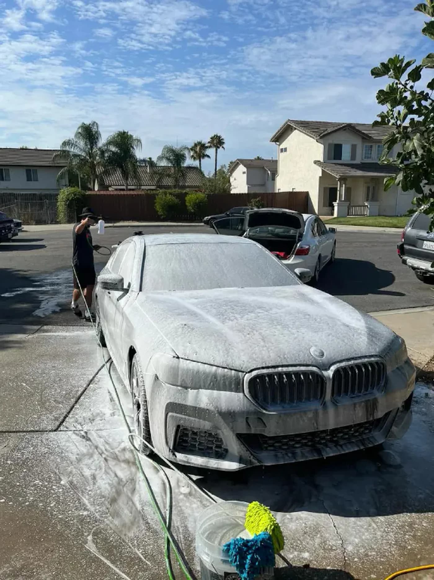 One of A&N's founders washing a BMW