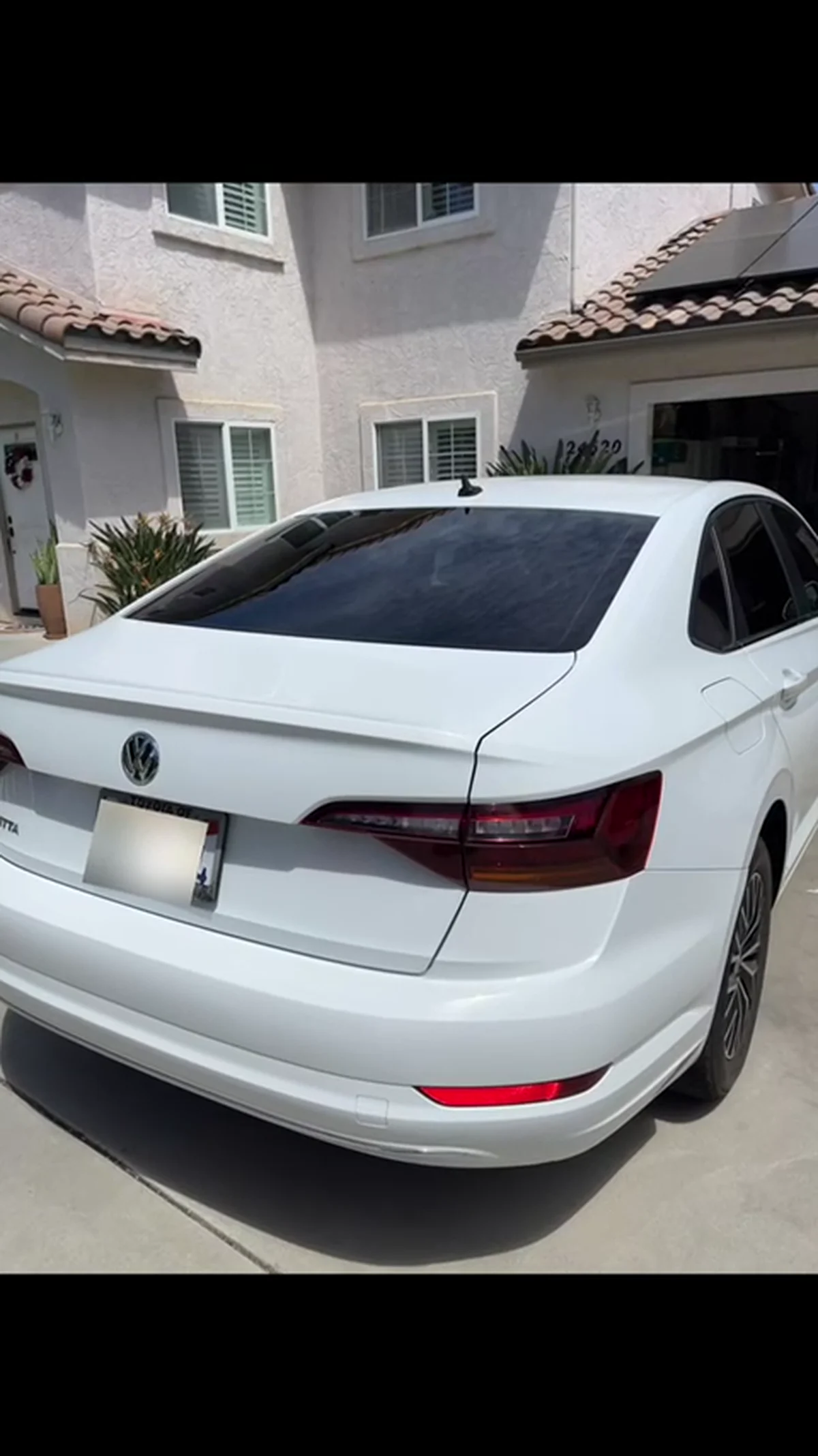 The same Volkswagen rear after detailing